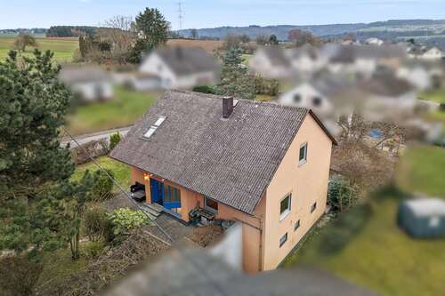Foto - Haus zum Kaufen in Horhausen 275.000,00 € 204 m²