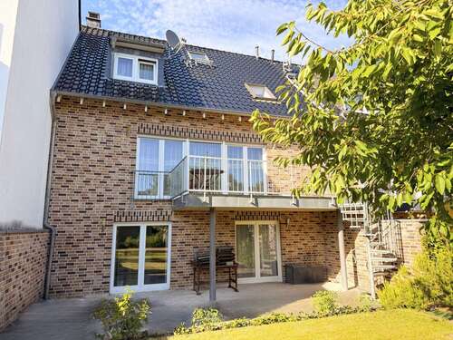 Foto - Haus zum Kaufen in Mönchengladbach 599.000,00 € 222.9 m²