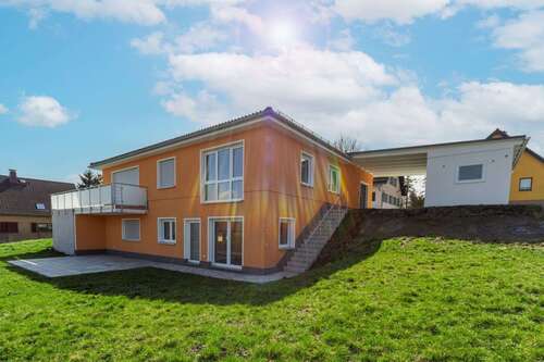 Foto - Haus zum Kaufen in Eppendorf 0,00 € 186.13 m²