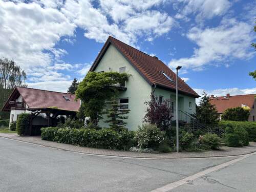 Foto - Haus zum Kaufen in Haarhausen 325.000,00 € 135.15 m²