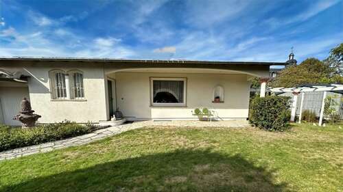 Foto - Haus zum Kaufen in Neu-Anspach 490.000,00 € 130 m²