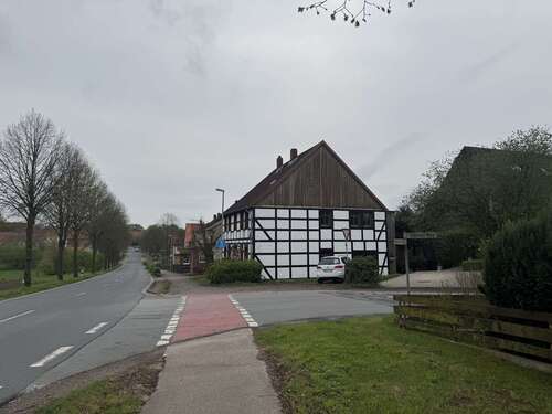 Foto - Haus zum Kaufen in Bad Münder am Deister 195.000,00 € 300 m²