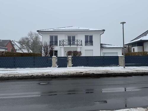 Foto - Haus zum Mieten in Berlin 3.500,00 € 237 m²