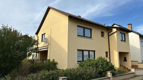 Foto - Haus zum Kaufen in Reilingen 495.000,00 € 177.78 m²