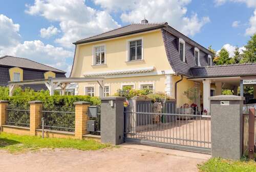 Foto - Haus zum Kaufen in Falkensee 359.000,00 € 210 m²