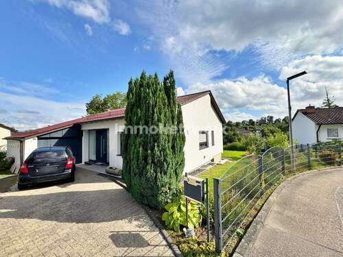 Foto - Haus zum Kaufen in Sachsenheim 839.000,00 € 145 m²