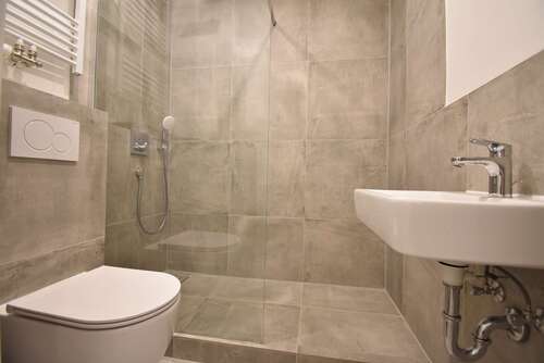 Foto - Wohnung zum Mieten in Düsseldorf 850,00 € 49.59 m²