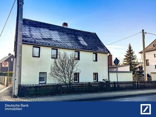 Foto - Haus zum Kaufen in Neumark 98.000,00 € 130 m²