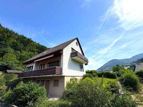 Foto - Haus zum Kaufen in Münstertal 430.000,00 € 161 m²