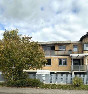 Foto - Haus zum Kaufen in Niederzier 415.000,00 € 274 m²