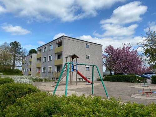 Foto - Wohnung zum Mieten in Reinfeld 785,00 € 71.99 m²