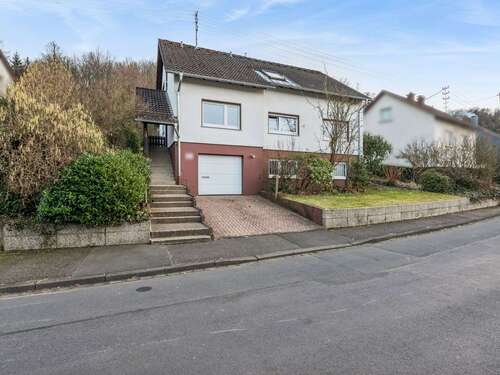 Foto - Haus zum Kaufen in Siegen 335.000,00 € 175.56 m²