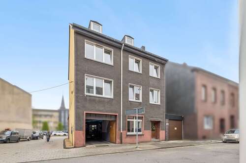 Foto - Haus zum Kaufen in Duisburg 229.000,00 € 176 m²