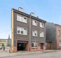 Haus zum Kaufen in Duisburg 229.000,00 € 176 m²