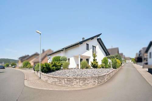 Foto - Haus zum Kaufen in Sinn-Fleisbach 542.000,00 € 177.3 m²