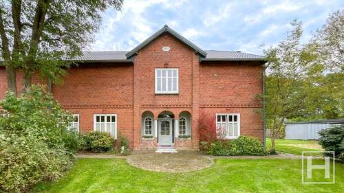 Foto - Haus zum Kaufen in Lentföhrden 849.000,00 € 253.85 m²