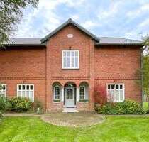 Haus zum Kaufen in Lentföhrden 849.000,00 € 253.85 m²