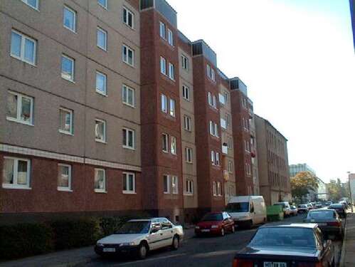 Foto - Wohnung zum Mieten in Magdeburg 326,25 € 63.97 m²