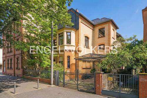 Foto - Haus zum Kaufen in Unterliederbach 1.425.000,00 € 314 m²