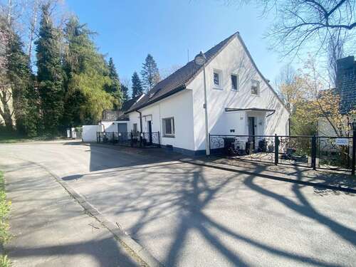 Foto - Haus zum Kaufen in Solingen 465.000,00 € 172 m²