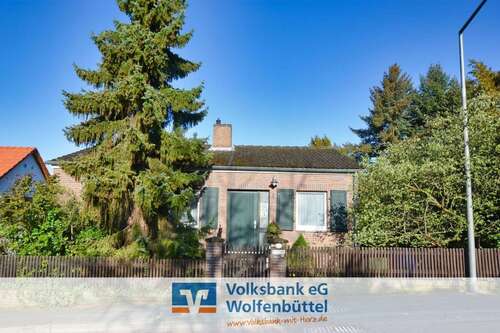 Foto - Haus zum Kaufen in Helmstedt 219.000,00 € 116 m²