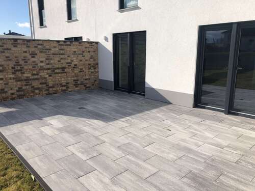 Foto - Haus zum Mieten in Rötha 1.690,00 € 135 m²