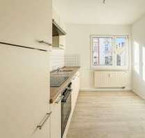 Wohnung zum Mieten in Plauen 229,00 € 42.2 m²