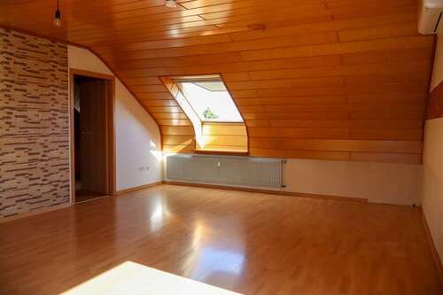 Foto - Wohnung zum Kaufen in Altrip 179.000,00 € 79 m²