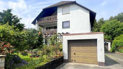 Foto - Haus zum Kaufen in Karben 849.500,00 € 273.36 m²