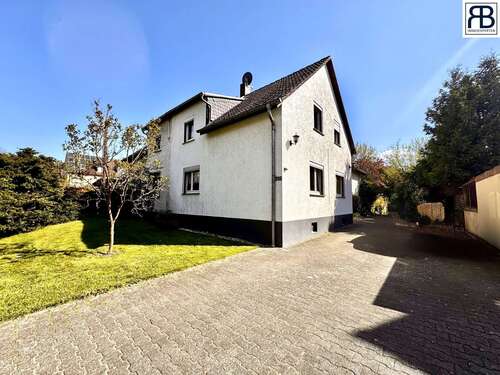 Foto - Haus zum Kaufen in Frankfurt am Main 475.000,00 € 180 m²