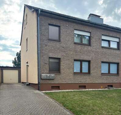 Foto - Haus zum Kaufen in Bedburg 490.000,00 € 190 m²