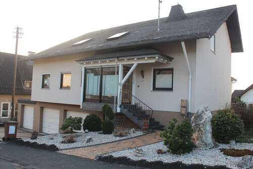 Foto - Wohnung zum Mieten in Kirchen 850,00 € 154 m²