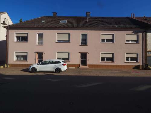 Foto - Haus zum Kaufen in Contwig 280.000,00 € 278 m²