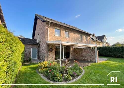 Foto - Haus zum Kaufen in Lohmar 539.000,00 € 142 m²