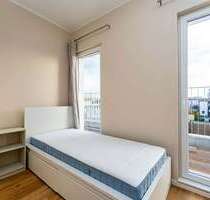 WG-Zimmer in Berlin 900,00 € 16.06 m²