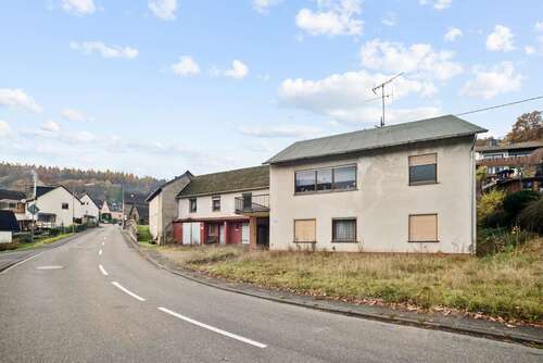 Foto - Haus zum Kaufen in Montabaur Stadtteil Bladernheim 159.000,00 € 260 m²