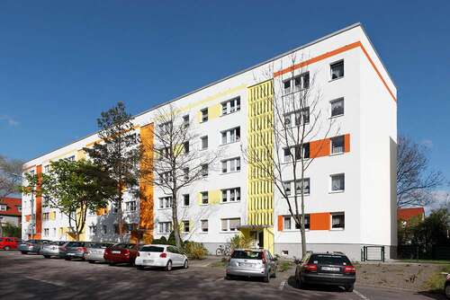 Foto - Wohnung zum Mieten in Halle (Saale) 382,18 € 60.76 m²