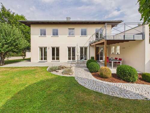 Foto - Haus zum Kaufen in Landshut 1.345.000,00 € 168.7 m²