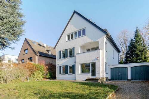 Foto - Haus zum Mieten in Düsseldorf 4.709,00 € 277 m²