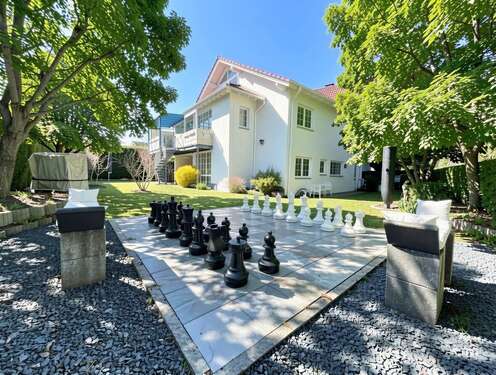 Foto - Haus zum Kaufen in Erbes-Büdesheim 685.000,00 € 260 m²