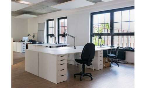 Foto - Büro in Hamburg 330,00 € 4 m² - 330,00&nbsp;EUR Kaltmiete, ca.&nbsp; 4,00&nbsp;m&sup2;