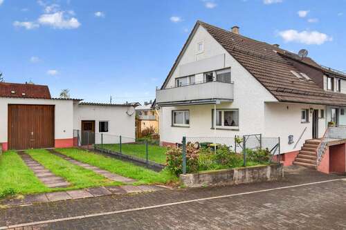 Foto - Haus zum Kaufen in Straubenhardt 349.000,00 € 105.8 m²