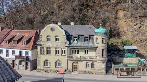 Foto - Haus zum Kaufen in Bad Berneck 357.000,00 € 440 m²