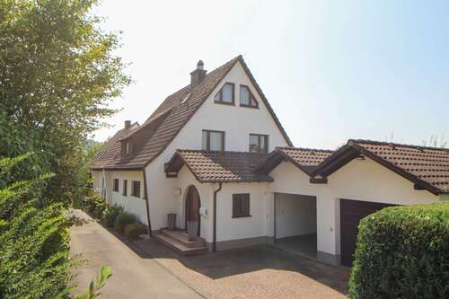 Foto - Haus zum Kaufen in Attendorn 475.000,00 € 237.15 m²