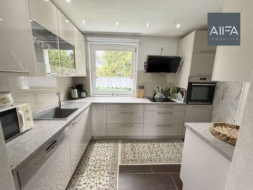 Foto - Wohnung zum Kaufen in Mönchengladbach Wickrath-Mitte 229.000,00 € 100 m²