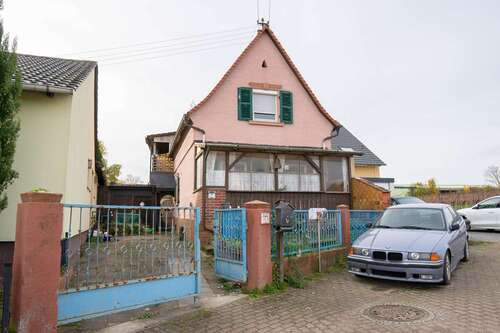 Foto - Haus zum Kaufen in Kleinniedesheim 155.000,00 € 110 m²