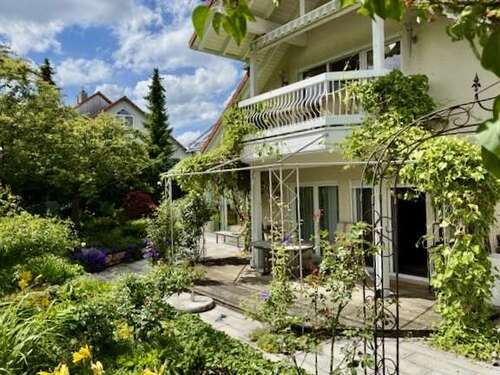 Foto - Haus zum Kaufen in Metzingen - Neuhausen 1.450.000,00 € 315 m²