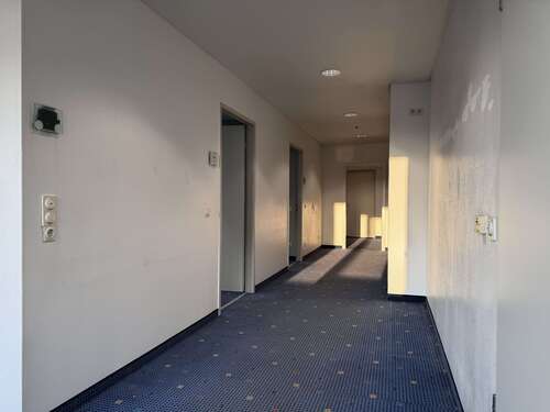 Foto - Büro in Bad Camberg 850,00 € 102 m²