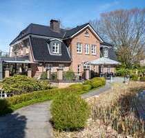 Haus zum Kaufen in Hamburg Wellingsbüttel 3.147.000,00 € 350 m² - Hamburg / Wellingsbüttel