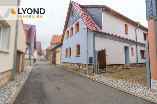 Foto - Haus zum Kaufen in Hüpstedt (Hüpstedt) 114.000,00 € 170 m²